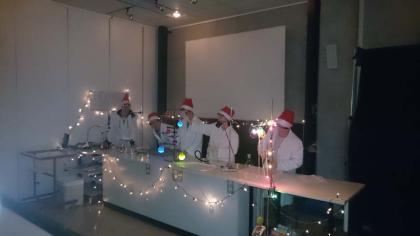 Chemie-Show beim Weihnachtsbazar