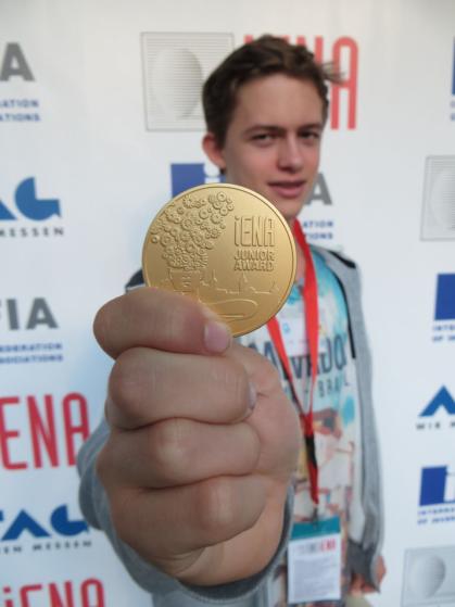 Erfinderclub Querdenker auf der iENA 2015