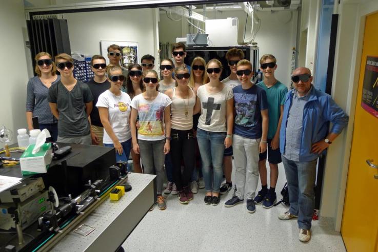 MINT+ Kurs besucht das "PhotonLab"