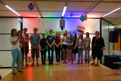 Der "amicus" geht an das Schulspiel.