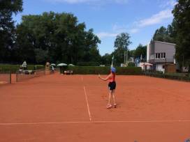 Tennis in der Wettkampfklasse IV