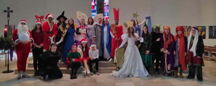 Gottesdienst vor dem Weihnachtsbazar