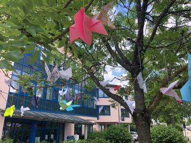 Origami-Tauben für Seniorenheim