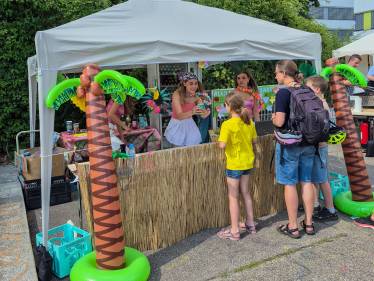 We like to move it, move it!