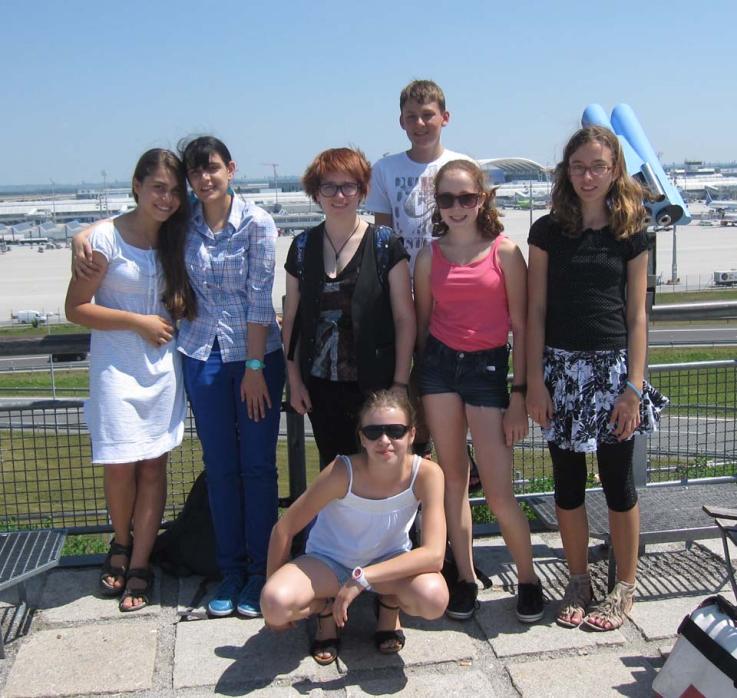 Das Spickzettel-Team am Flughafen München
